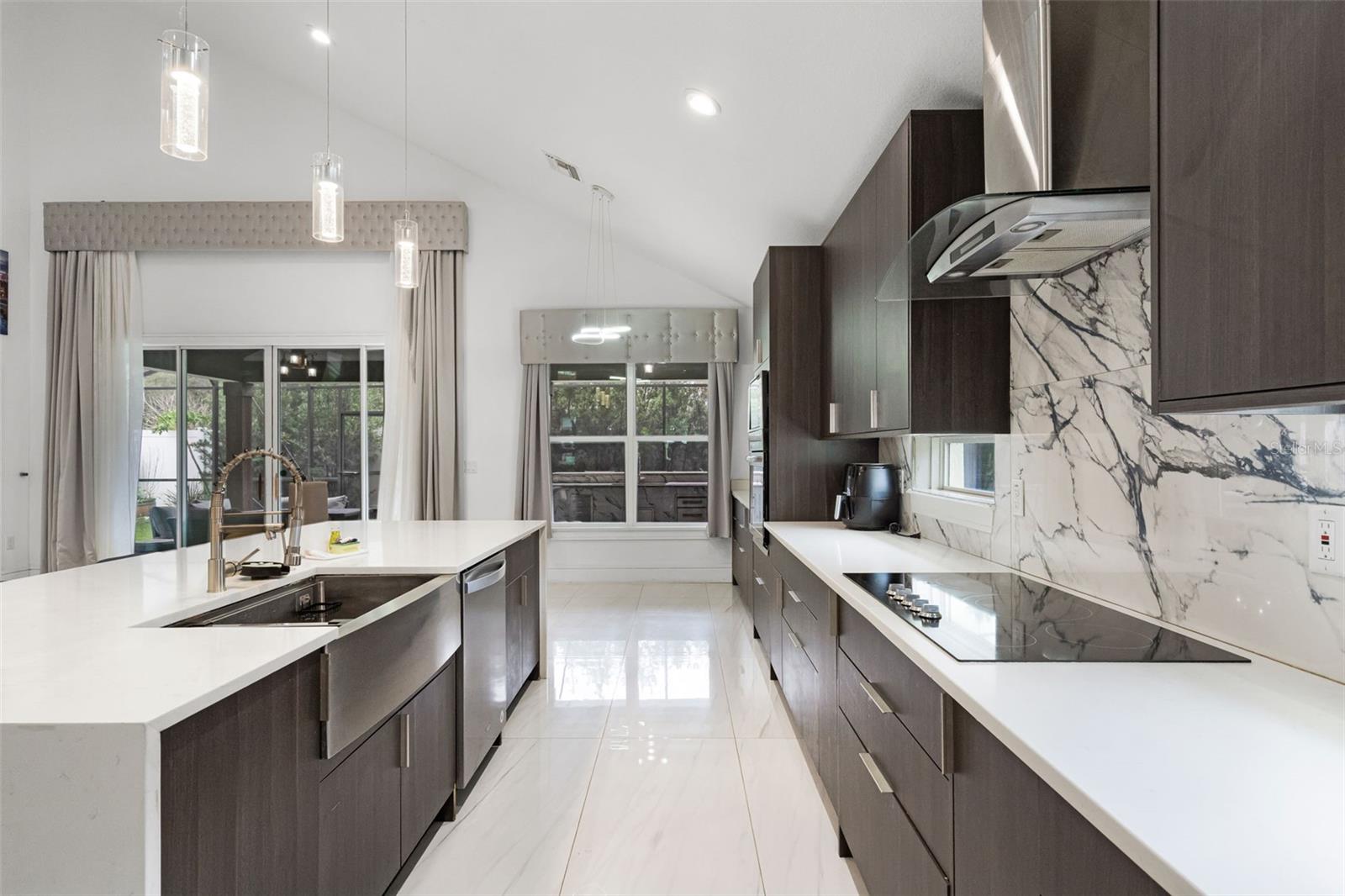 Image 11 of 39 For 2561 Montego Bay Boulevard