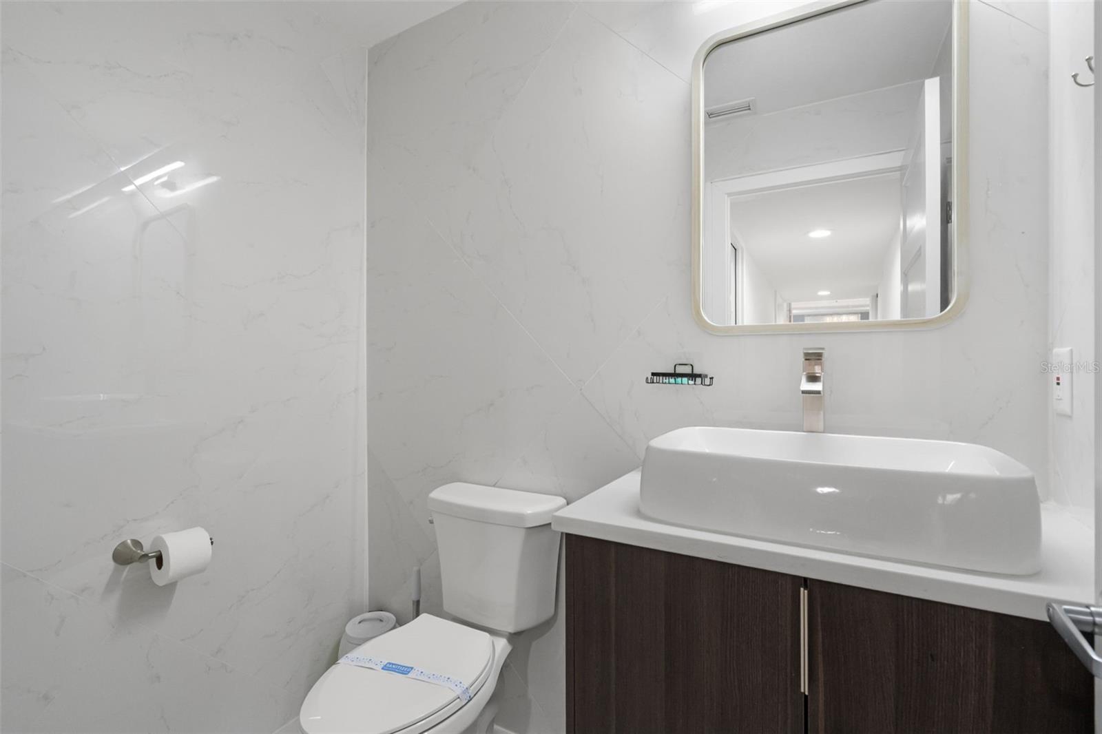 Image 16 of 39 For 2561 Montego Bay Boulevard
