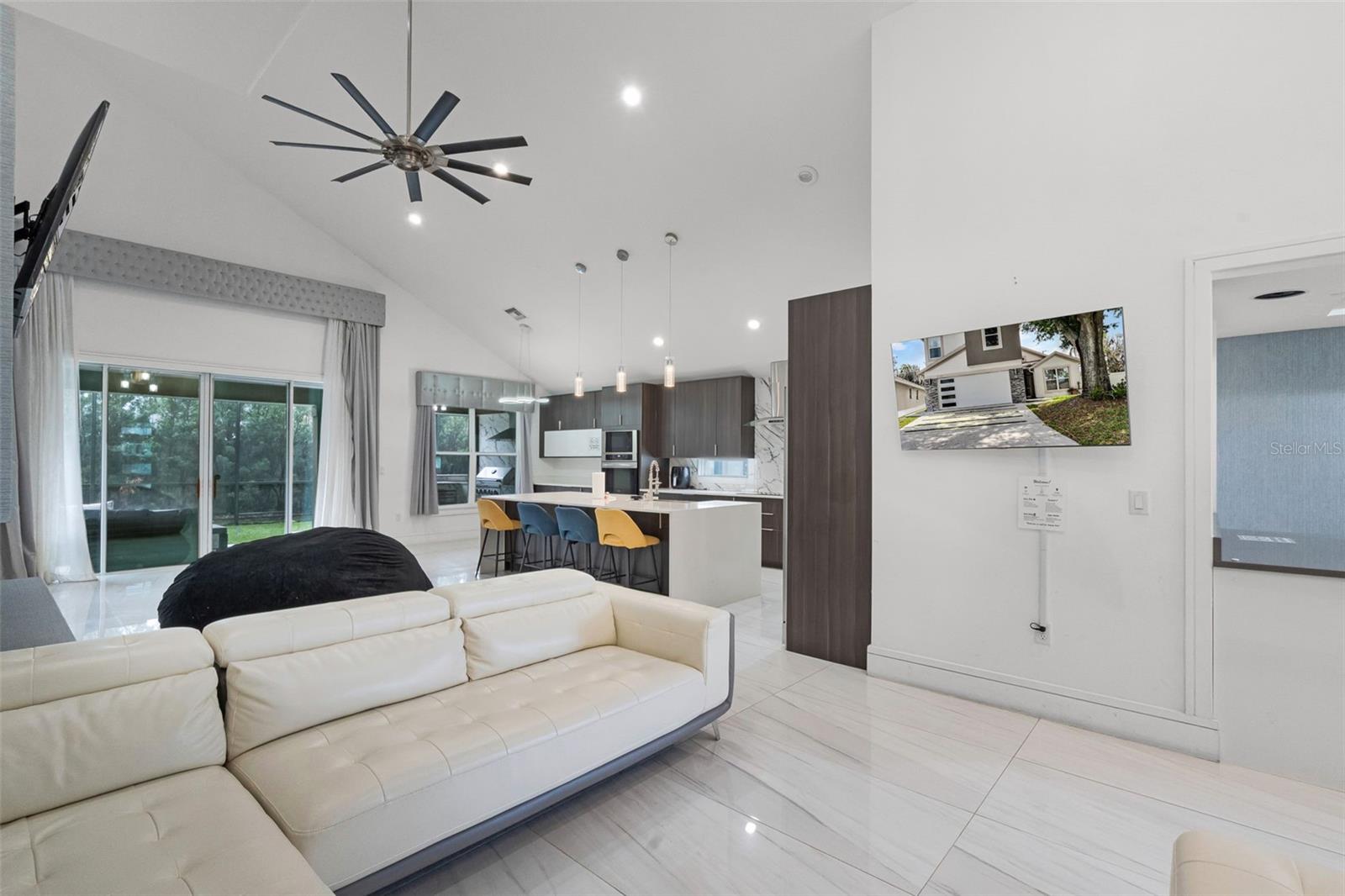 Image 6 of 39 For 2561 Montego Bay Boulevard