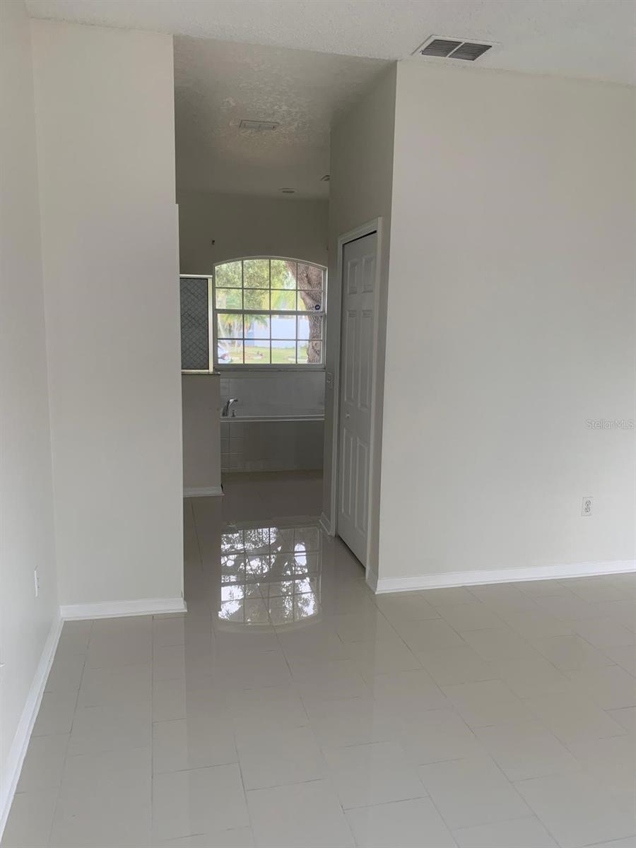 Image 16 of 18 For 808 Massy Court
