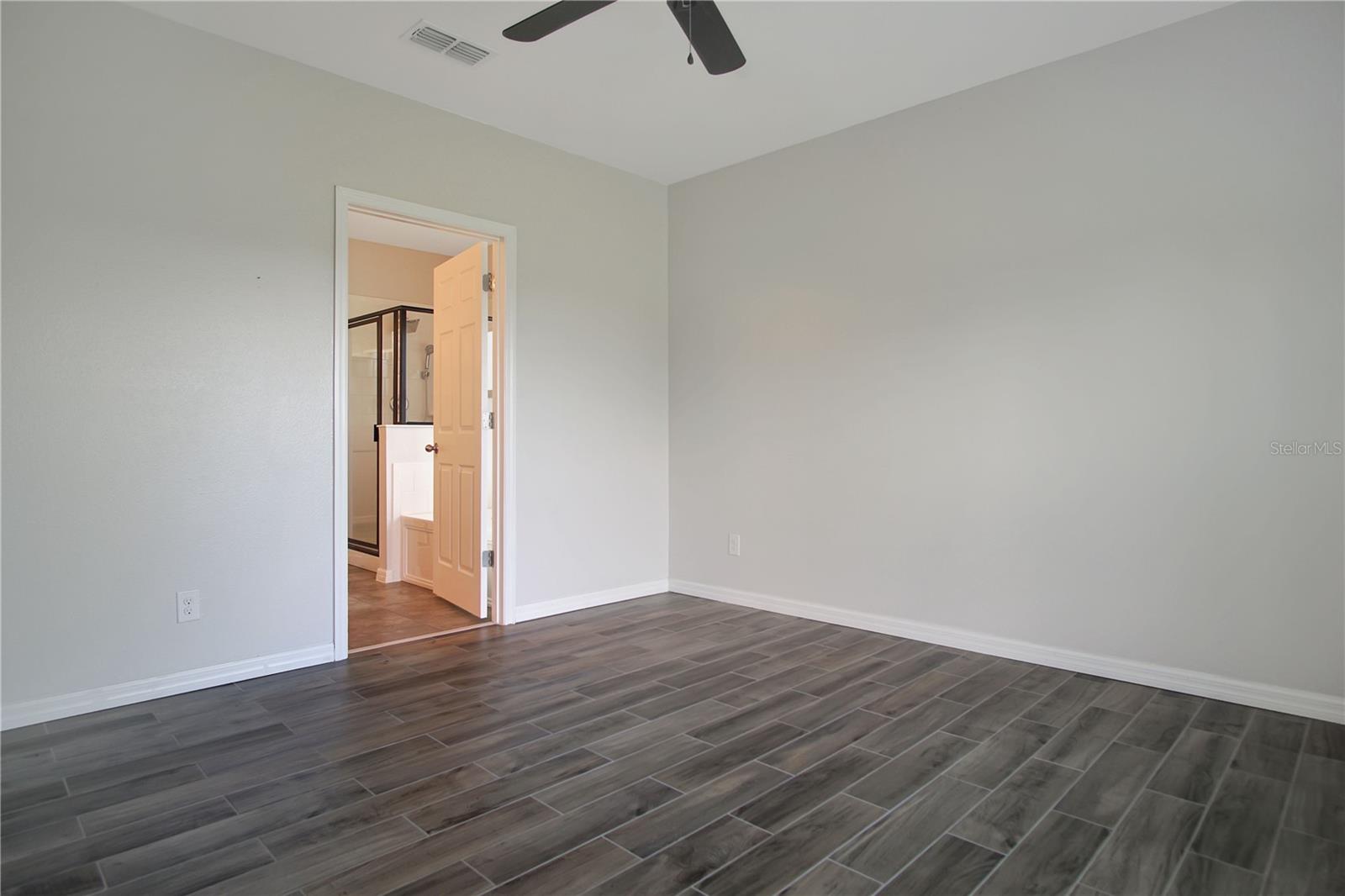 Image 11 of 23 For 126 Granada Avenue