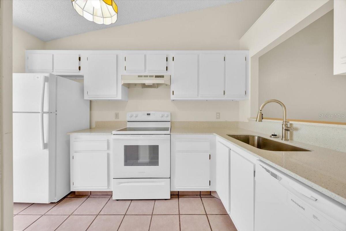 Image 2 of 15 For 2907 Prince Oak Court