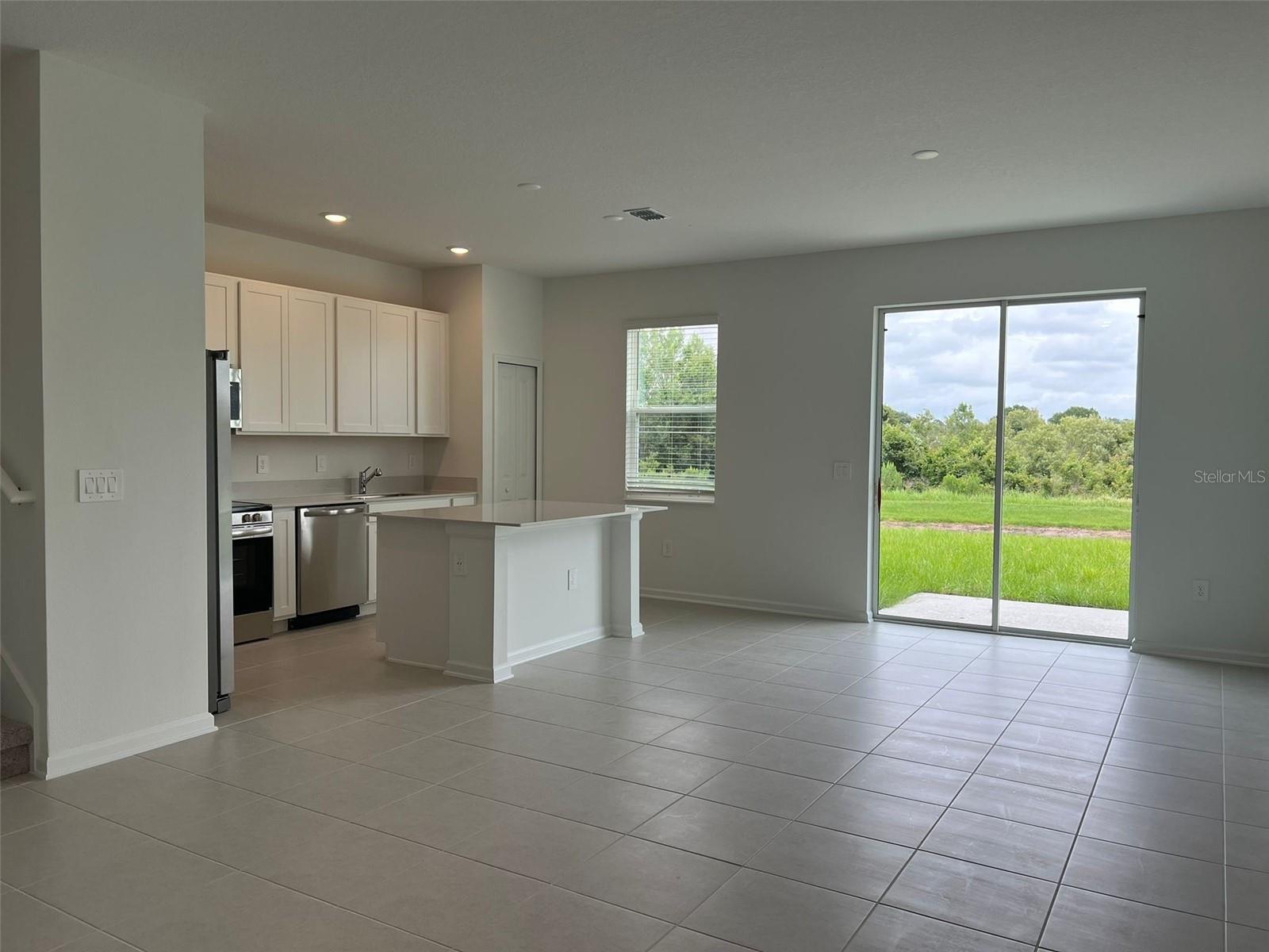 Image 4 of 24 For 3066 Chantilly Drive