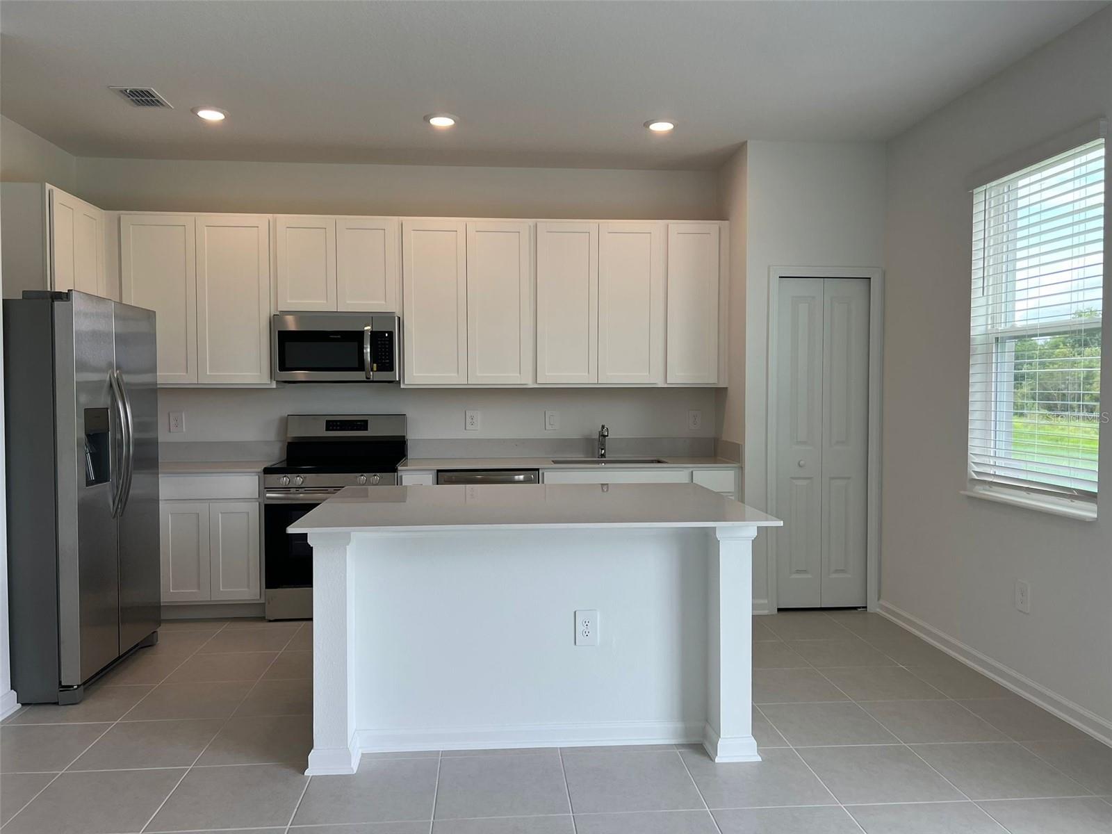 Image 7 of 24 For 3066 Chantilly Drive