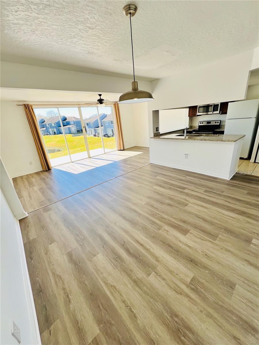 Image 3 of 15 For 658 Caribbean Drive