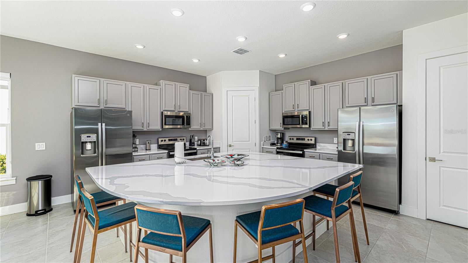 Image 15 of 76 For 1005 Coyote Creek Way
