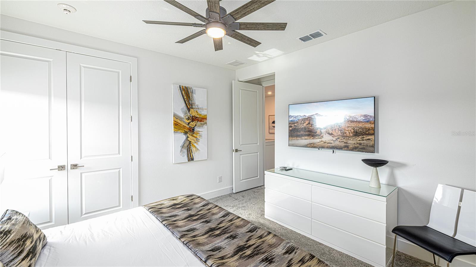 Image 29 of 76 For 1005 Coyote Creek Way