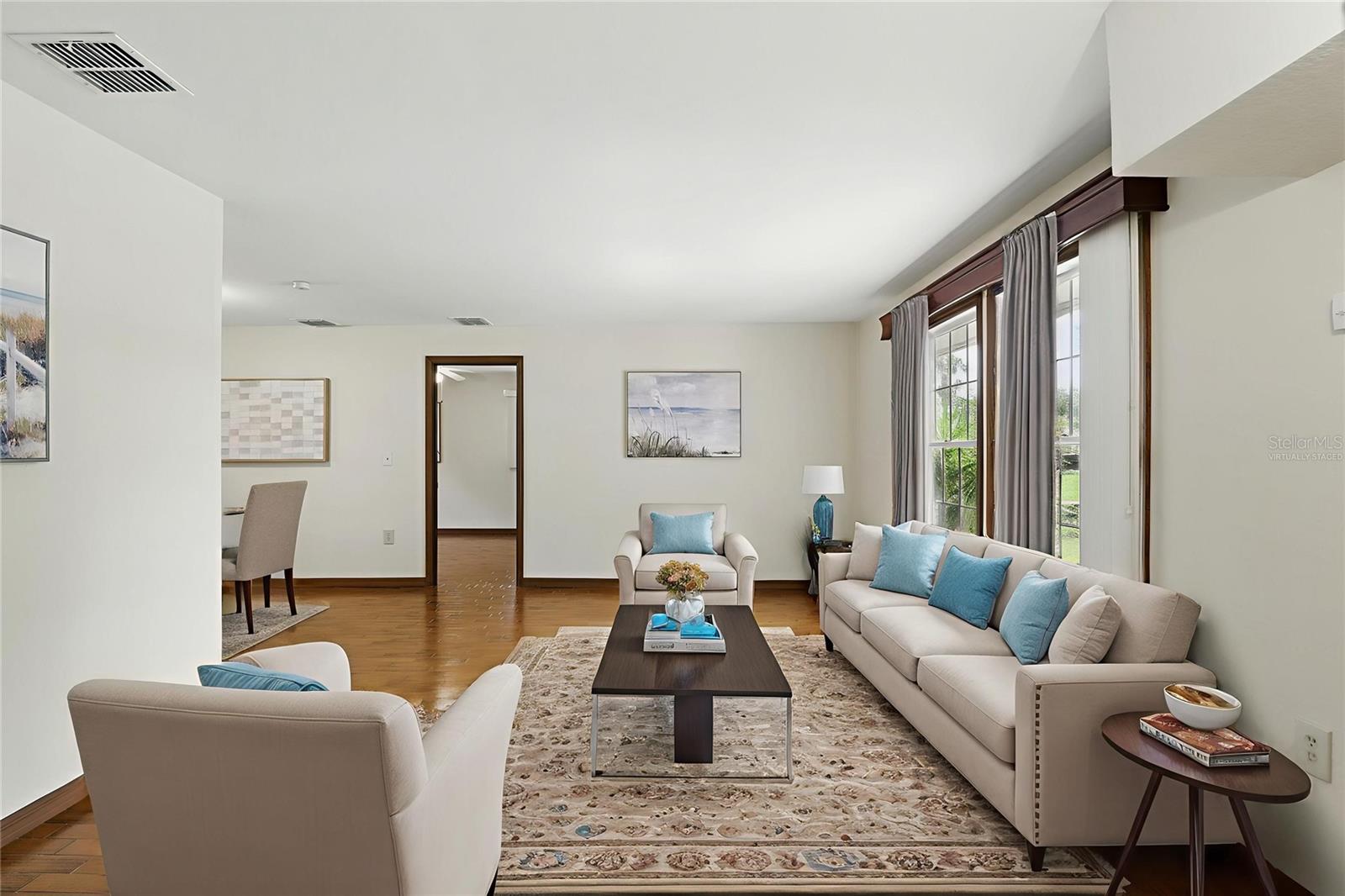 Image 14 of 48 For 1186 Laguna Circle