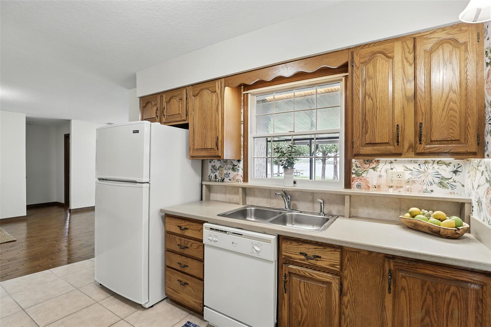 Image 27 of 48 For 1186 Laguna Circle