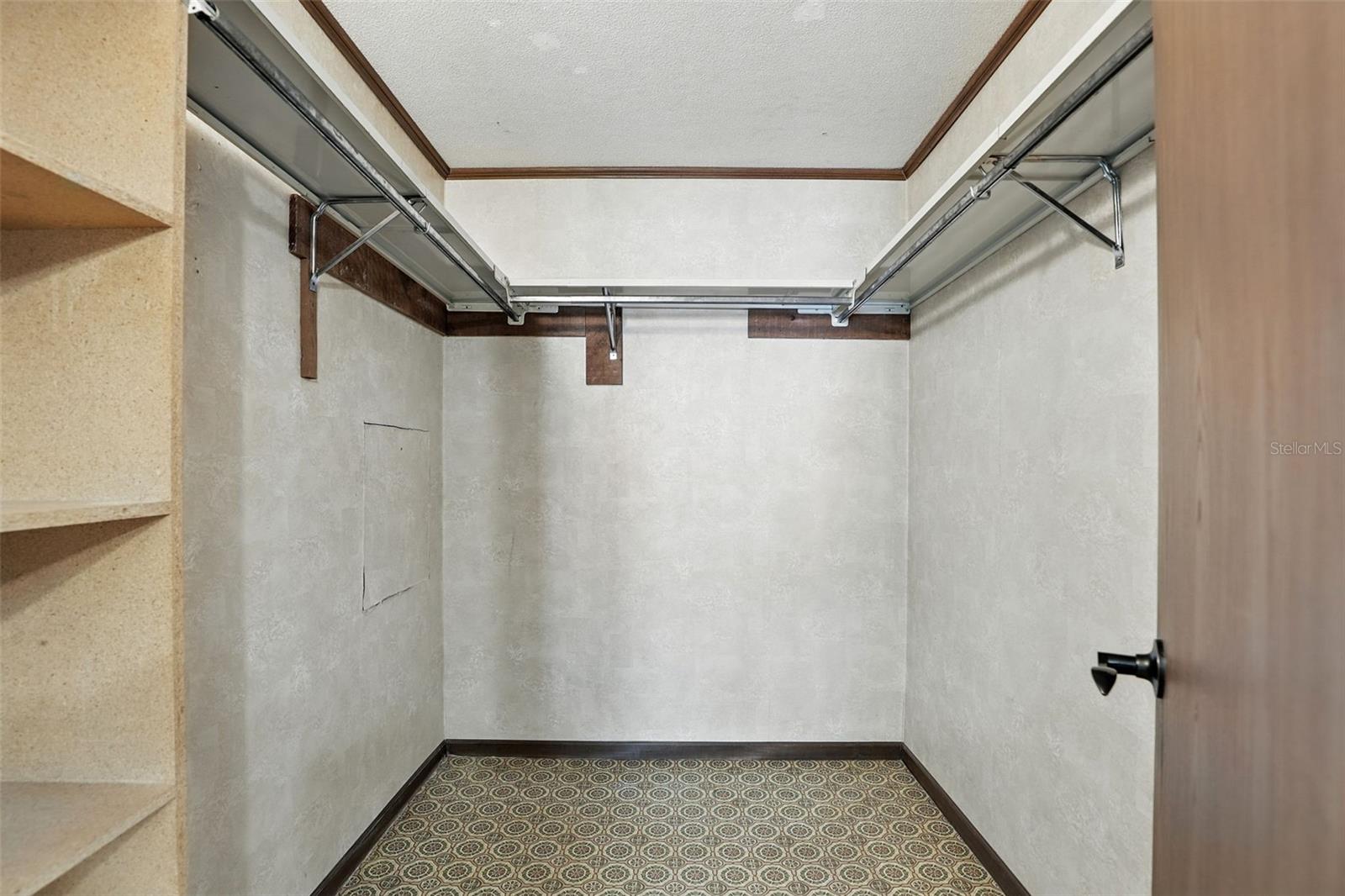 Image 32 of 48 For 1186 Laguna Circle