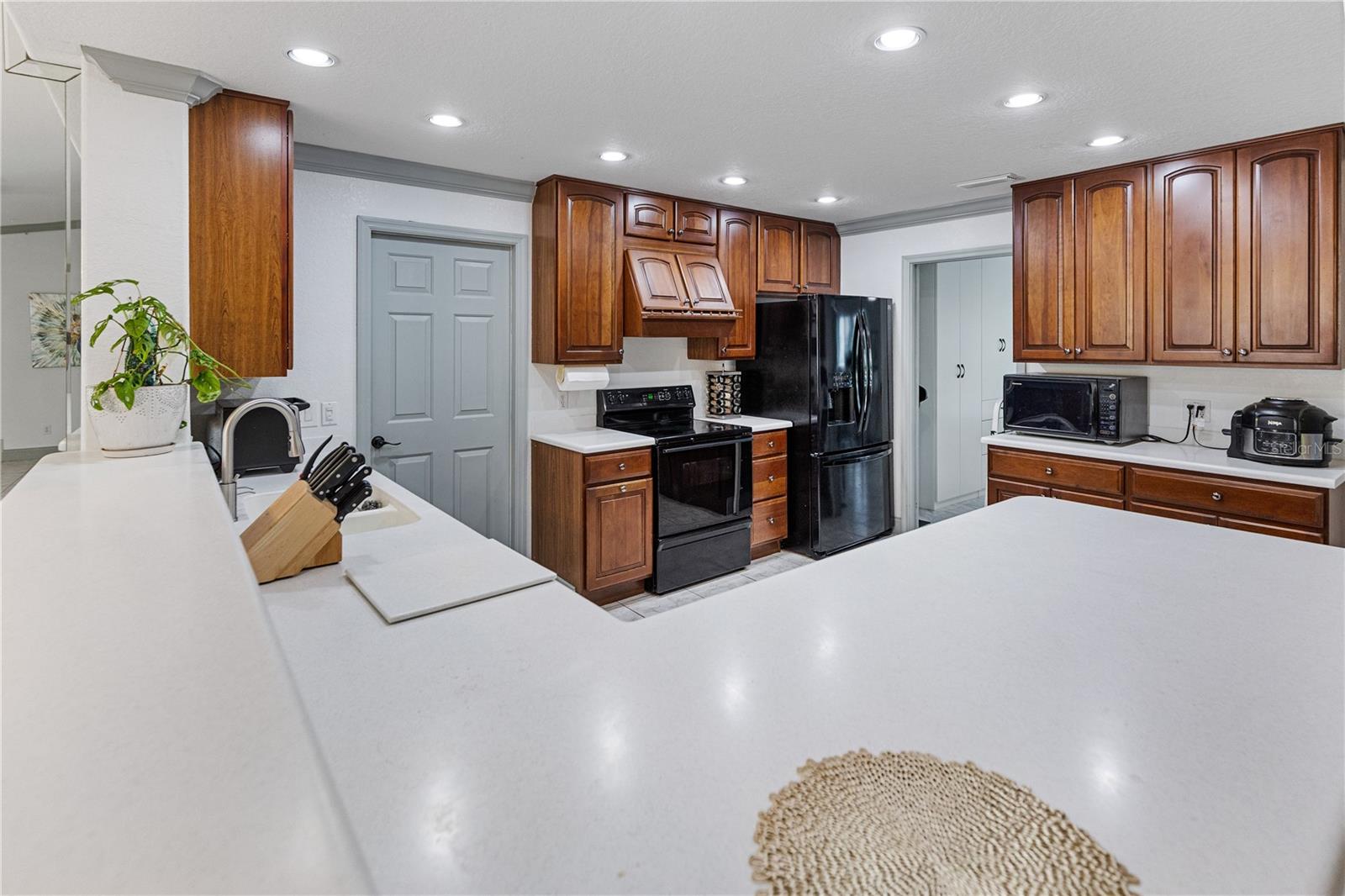 Image 14 of 76 For 4407 Lake Trudy Drive
