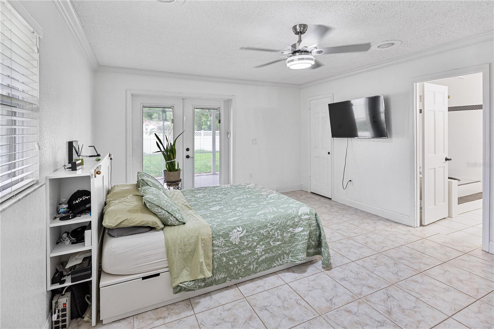 Image 21 of 76 For 4407 Lake Trudy Drive
