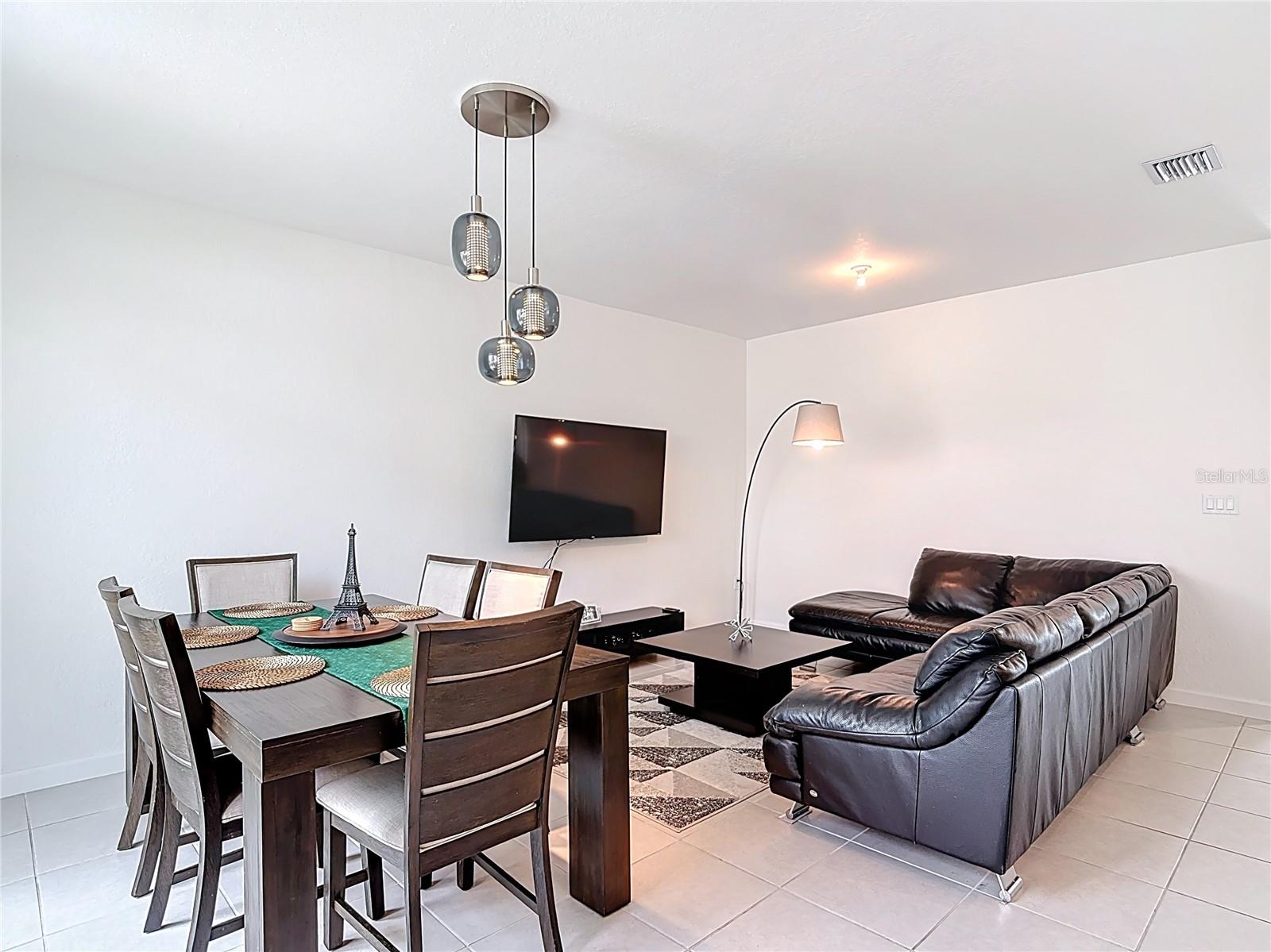 Image 11 of 46 For 716 14th Street