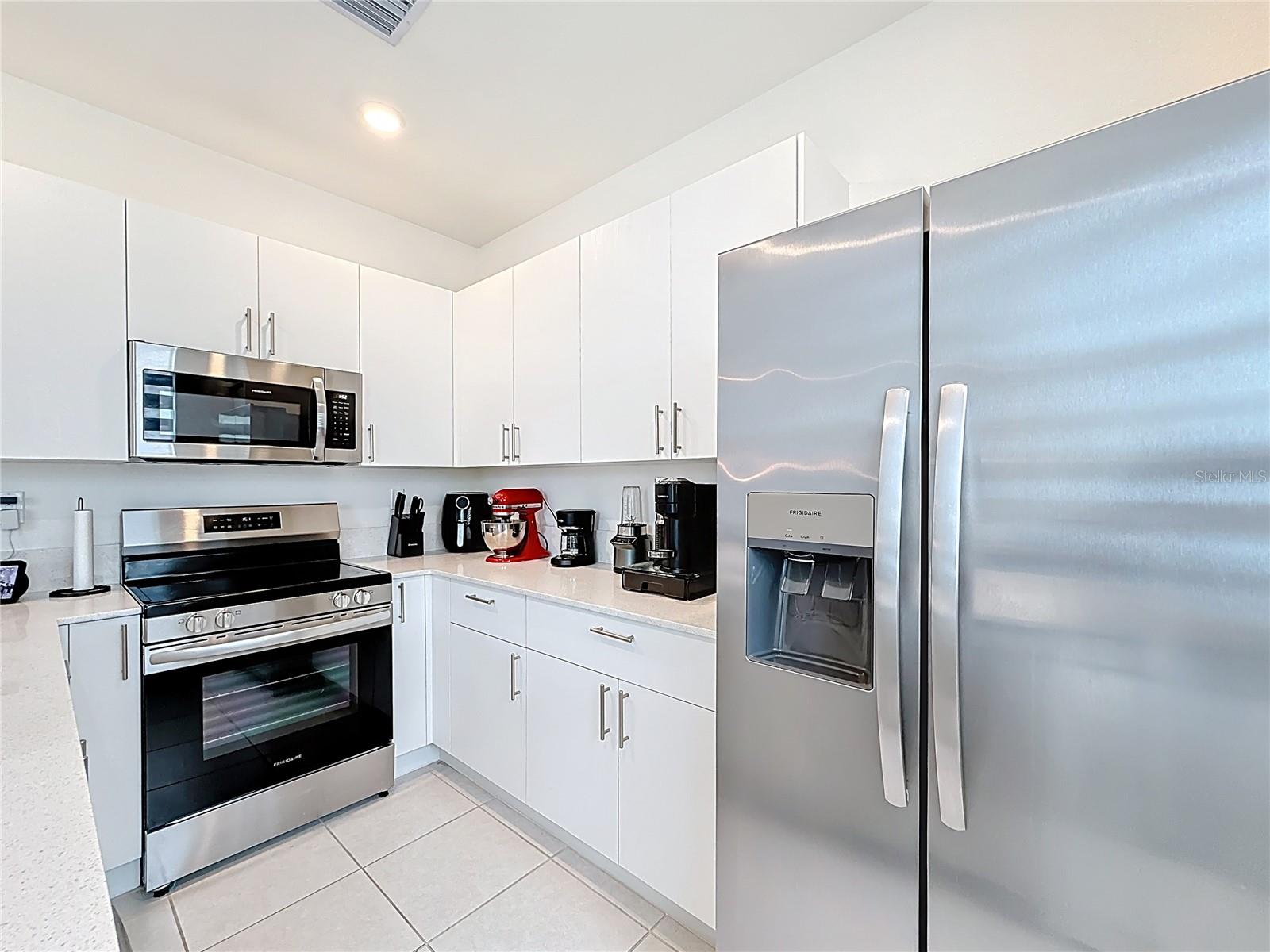 Image 16 of 46 For 716 14th Street