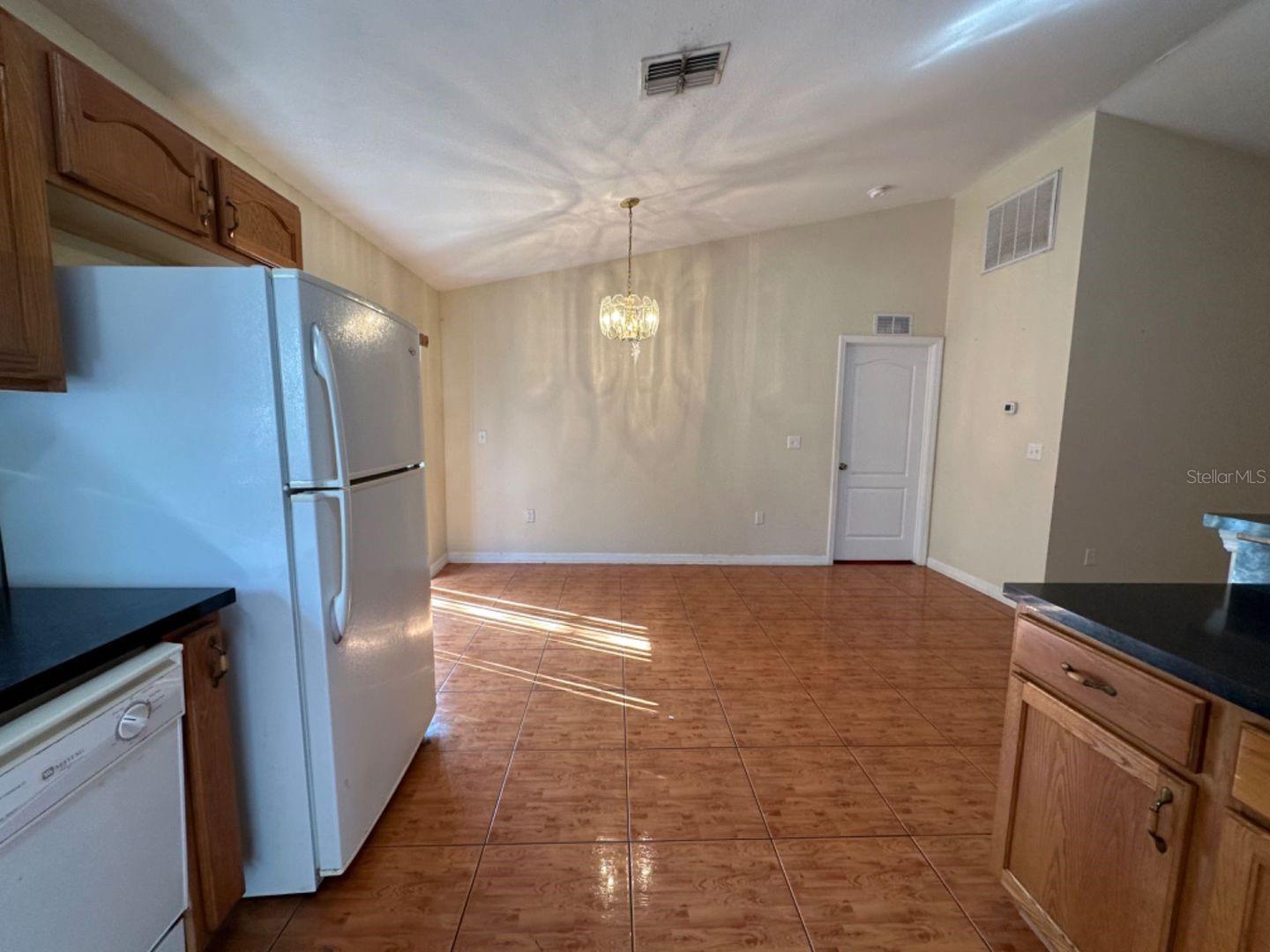Image 12 of 17 For 1617 Redfin Drive