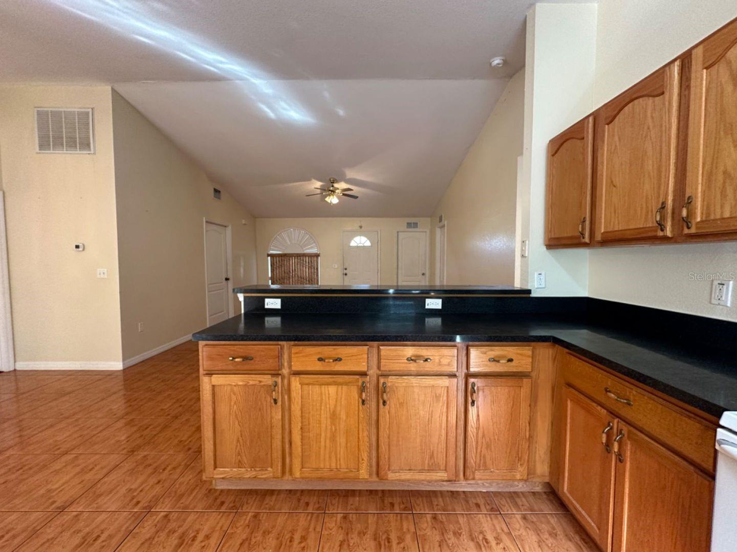 Image 13 of 17 For 1617 Redfin Drive