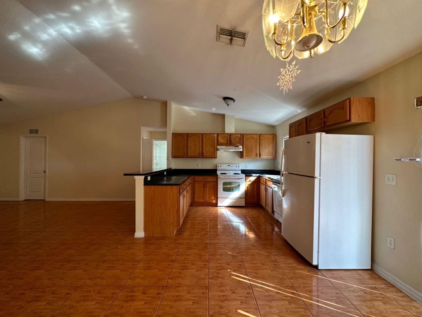 Image 8 of 17 For 1617 Redfin Drive