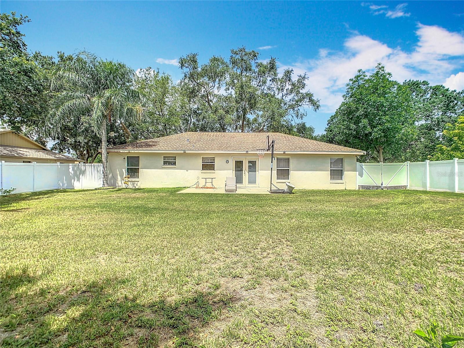 Image 3 of 23 For 2493 Pine Chase Circle