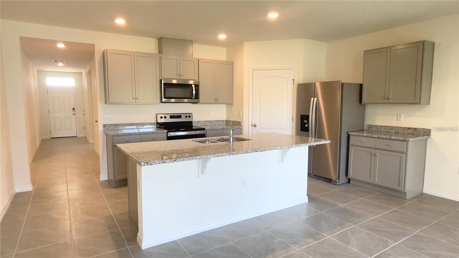 Image 3 of 16 For 903 Waterfall Boulevard