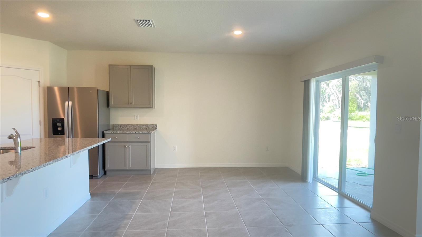 Image 4 of 16 For 903 Waterfall Boulevard