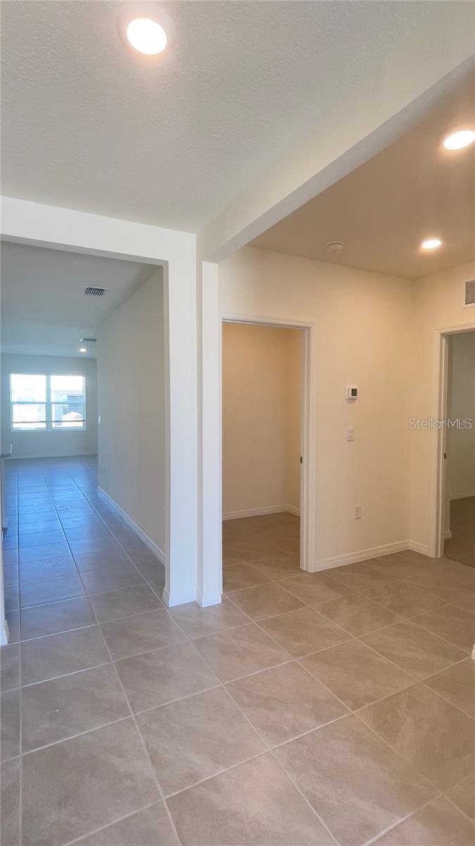 Image 6 of 16 For 903 Waterfall Boulevard