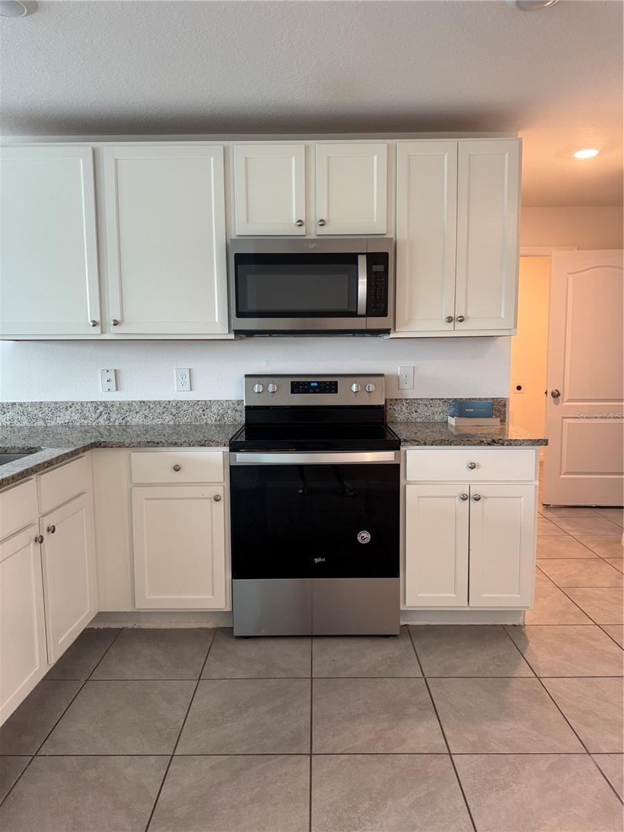 Image 19 of 31 For 1056 Gerona Avenue