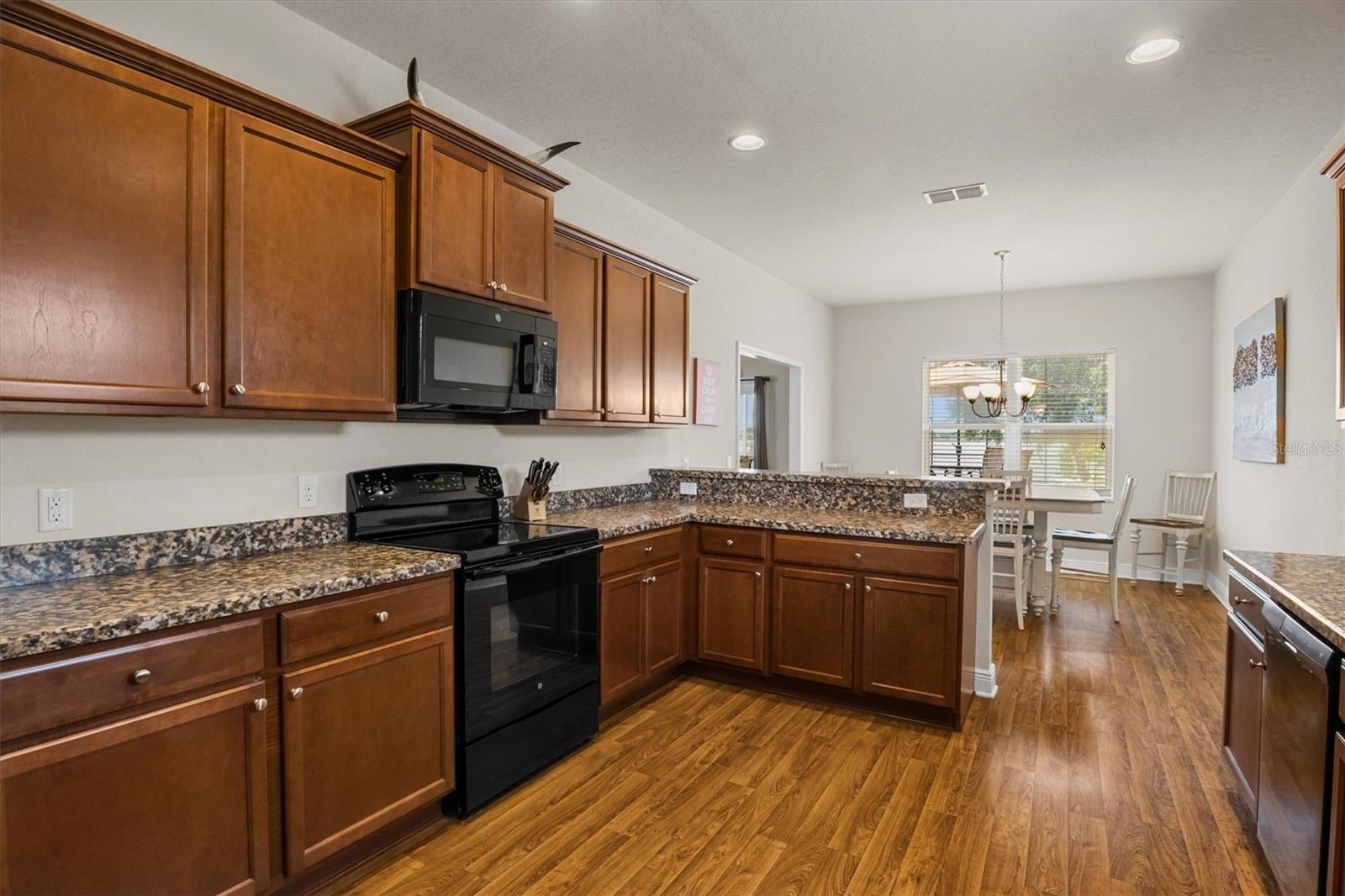 Image 14 of 46 For 3991 Island Lakes Drive