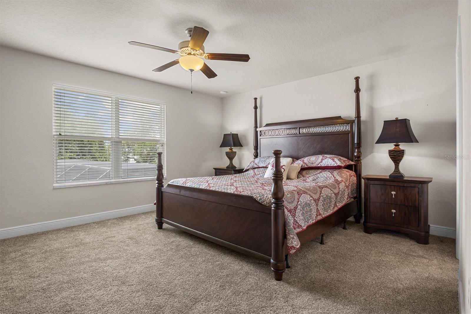 Image 17 of 46 For 3991 Island Lakes Drive