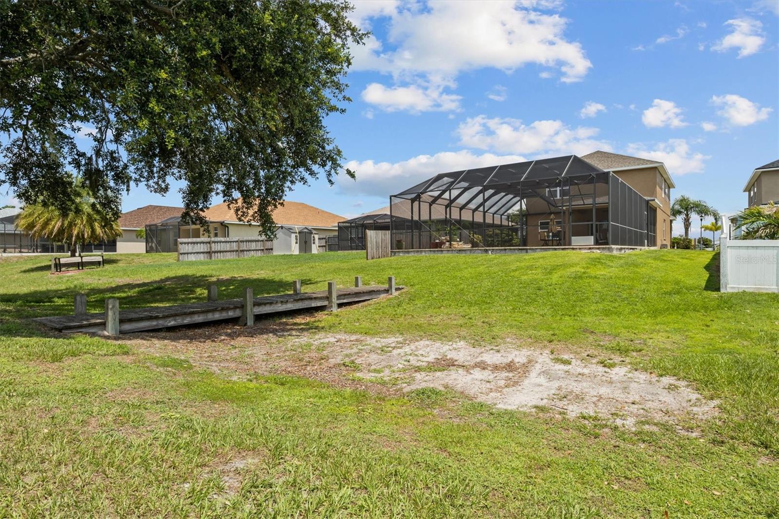 Image 42 of 46 For 3991 Island Lakes Drive