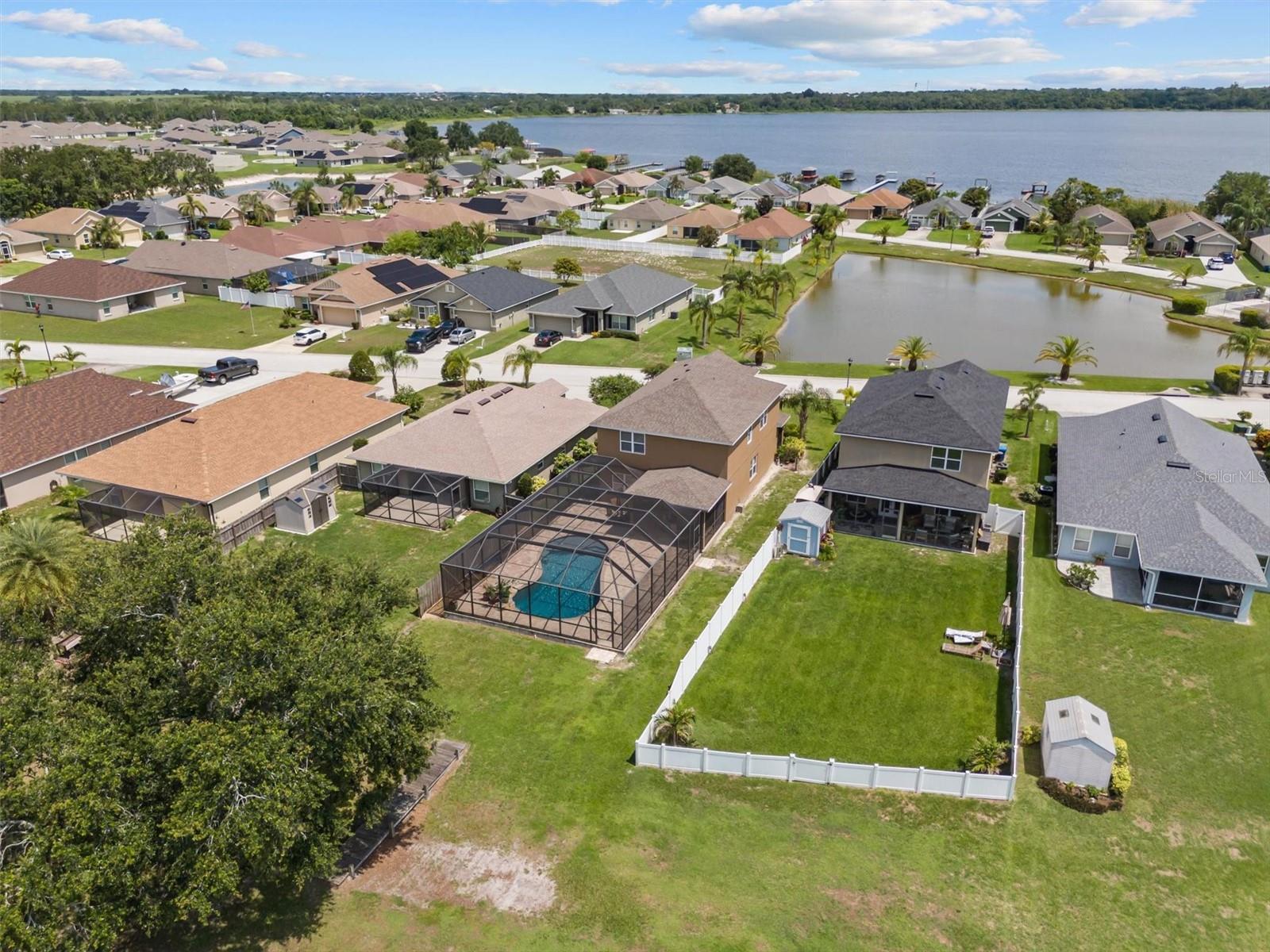 Image 44 of 46 For 3991 Island Lakes Drive