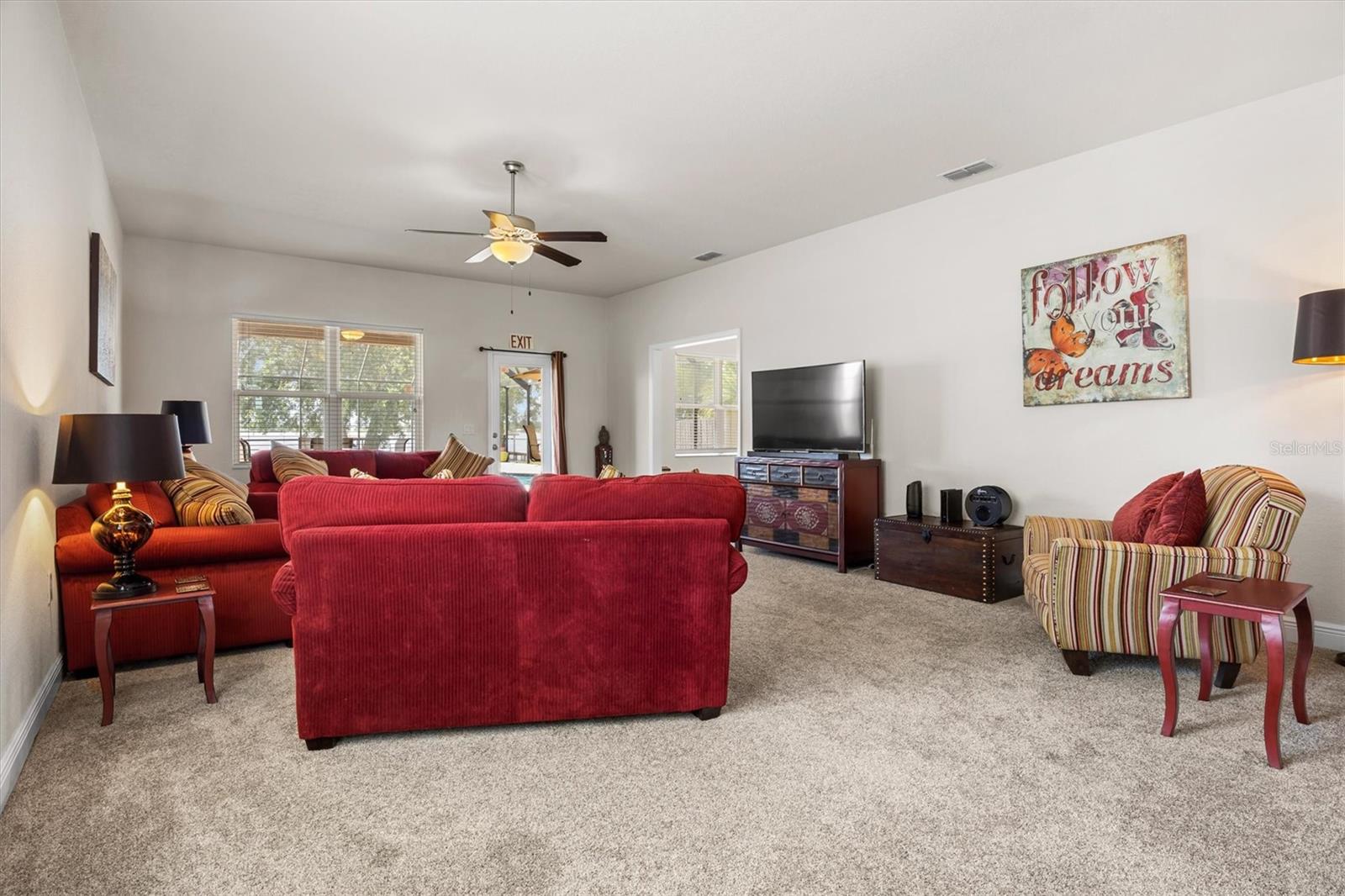 Image 8 of 46 For 3991 Island Lakes Drive