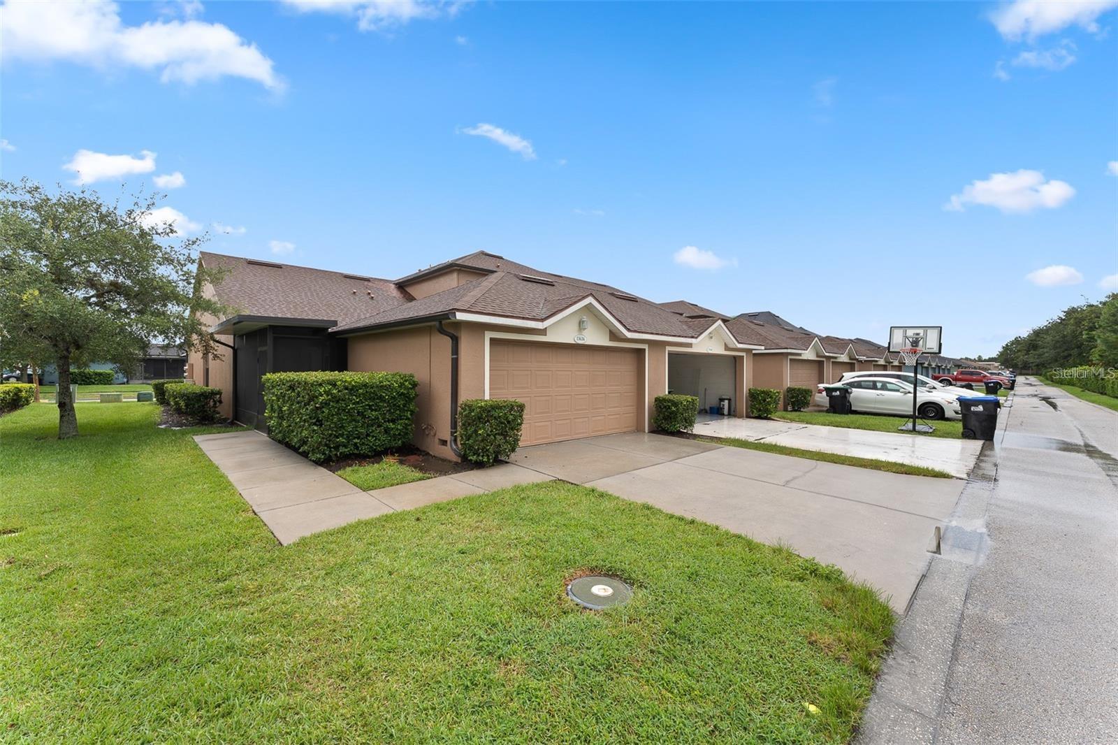 Image 21 of 33 For 13636 Beauregard Place