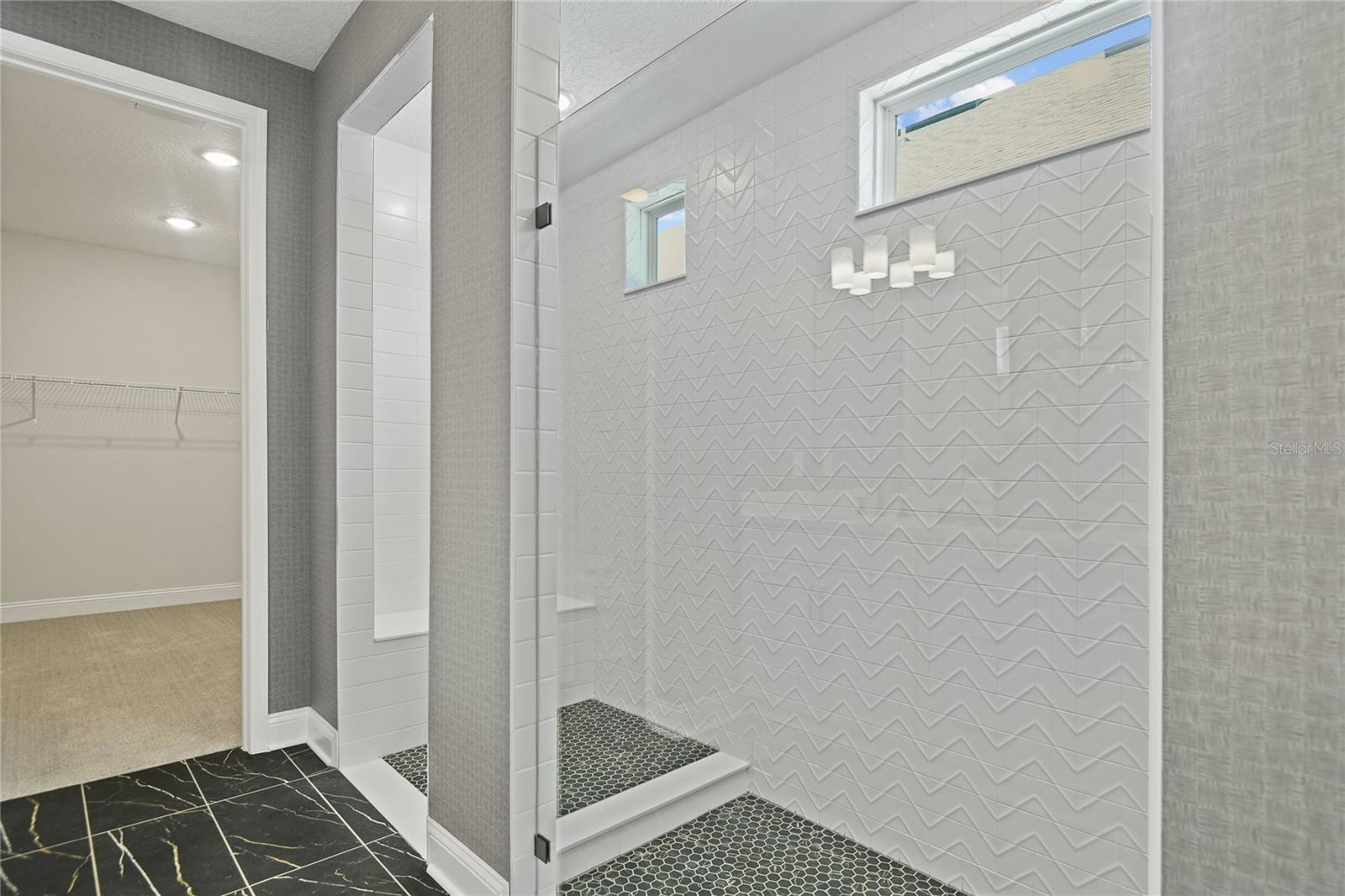 Image 13 of 23 For 225 Thornberry Way