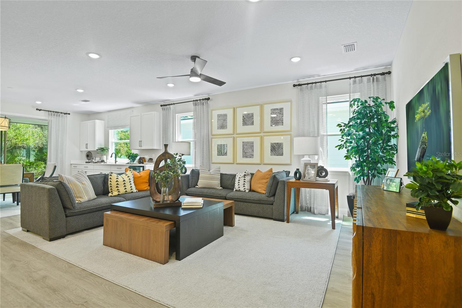 Image 10 of 25 For 224 Thornberry Way