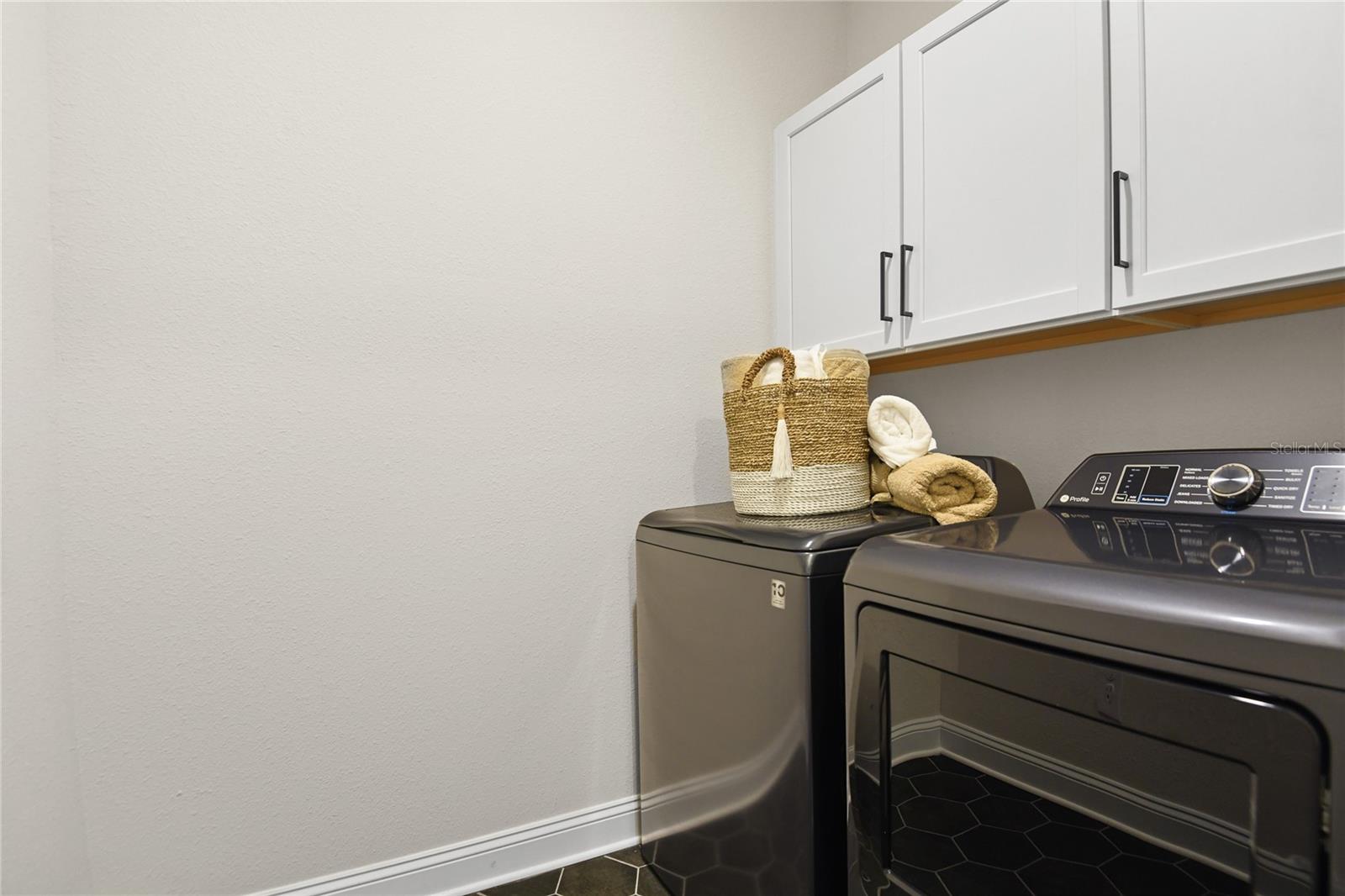 Image 18 of 25 For 224 Thornberry Way