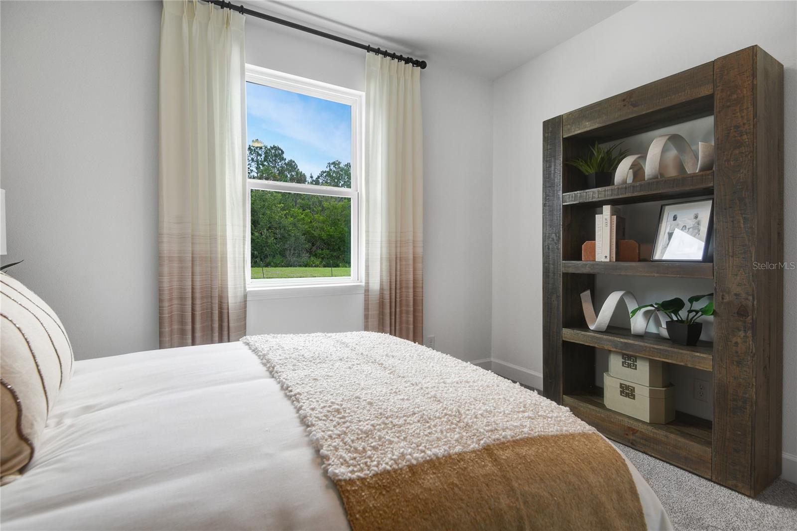 Image 19 of 25 For 224 Thornberry Way