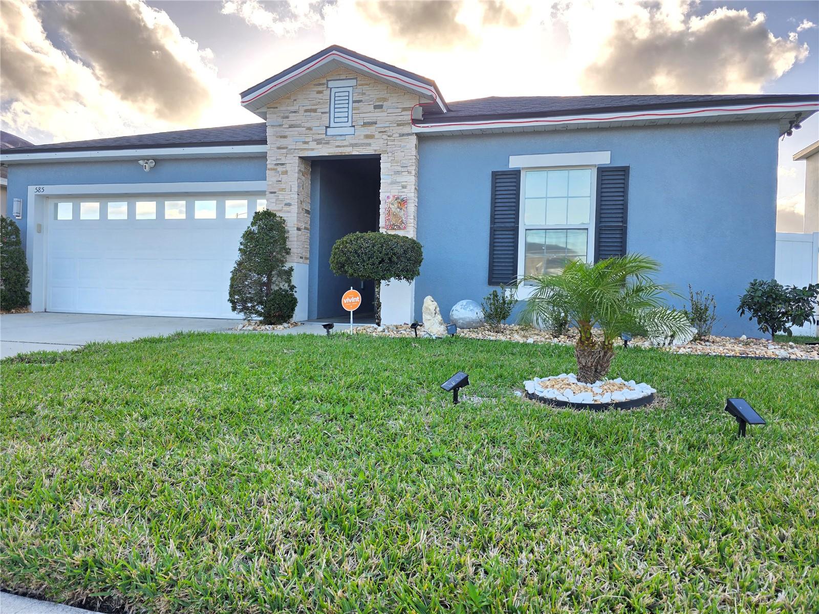 Image 3 of 64 For 585 Lucerne Boulevard