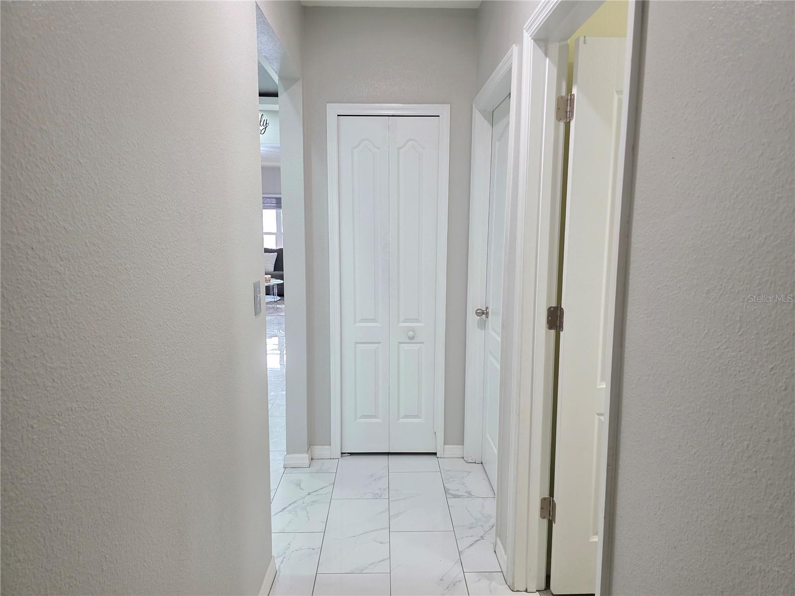 Image 50 of 64 For 585 Lucerne Boulevard