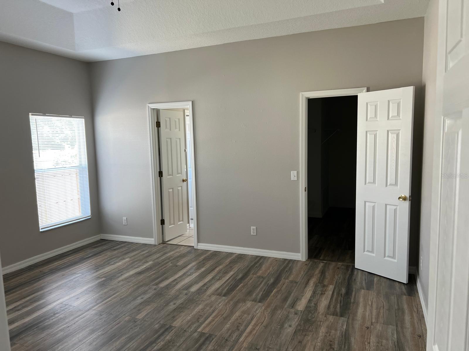 Image 11 of 18 For 3405 Hawkin Drive