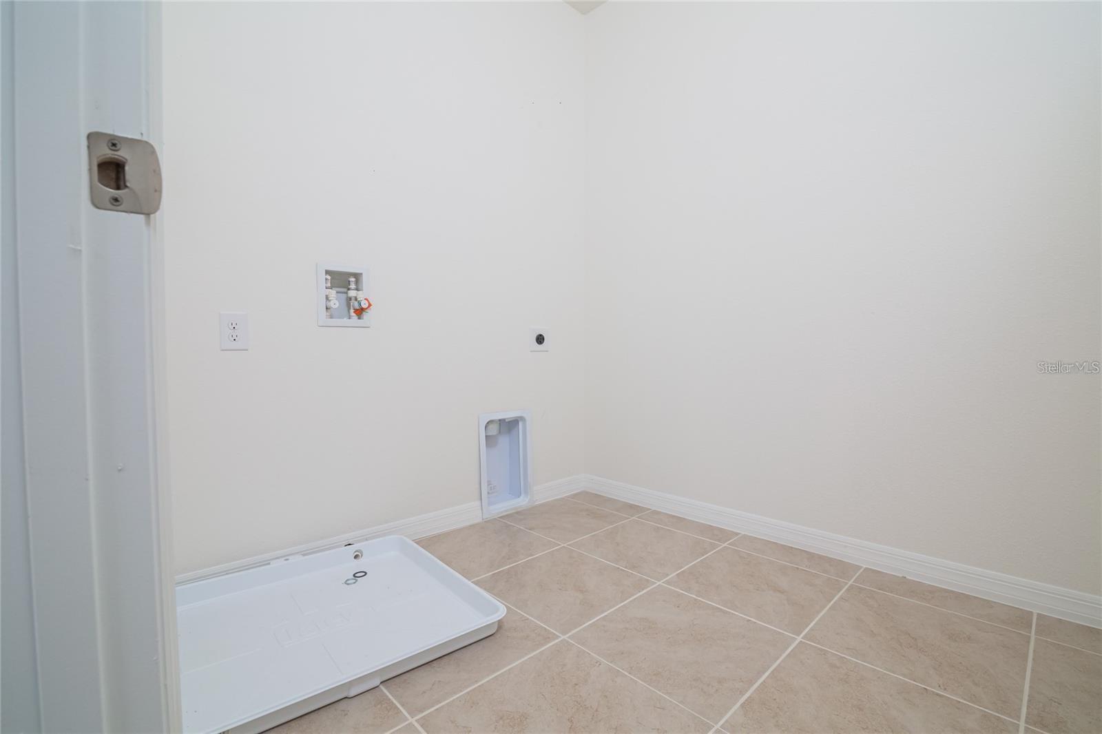 Image 23 of 43 For 2119 Tay Wes Drive