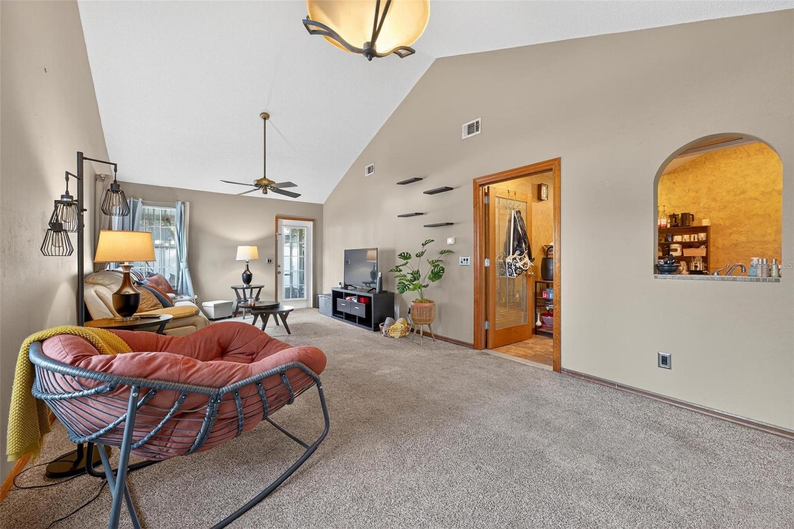 Image 11 of 41 For 2225 Maryday Court