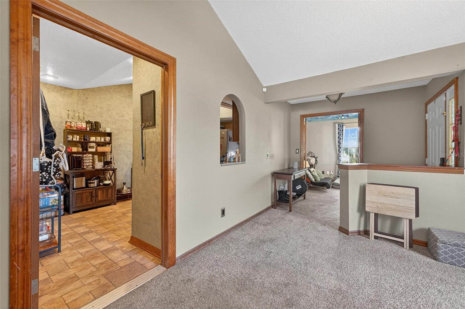 Image 16 of 41 For 2225 Maryday Court