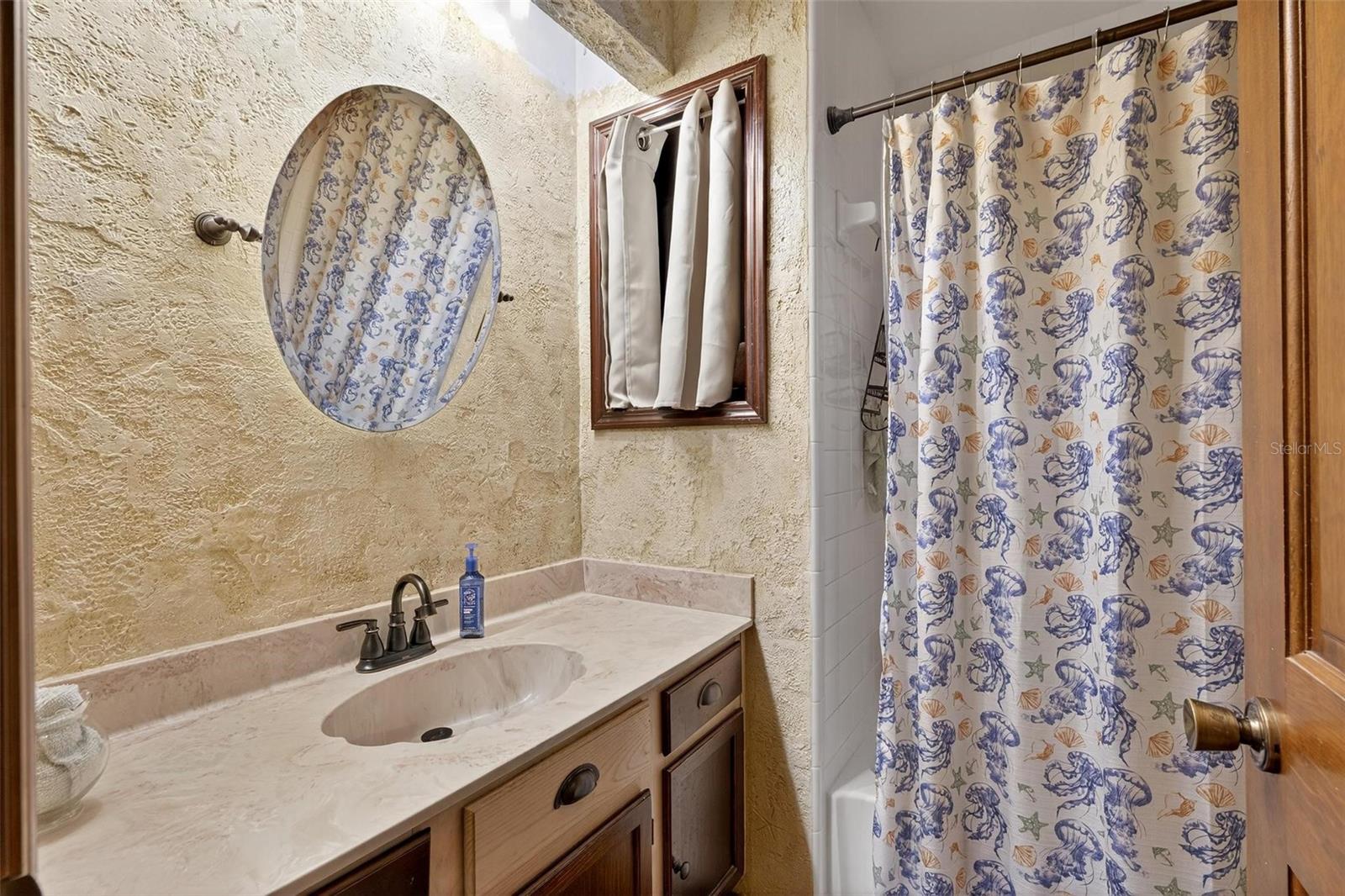 Image 24 of 41 For 2225 Maryday Court