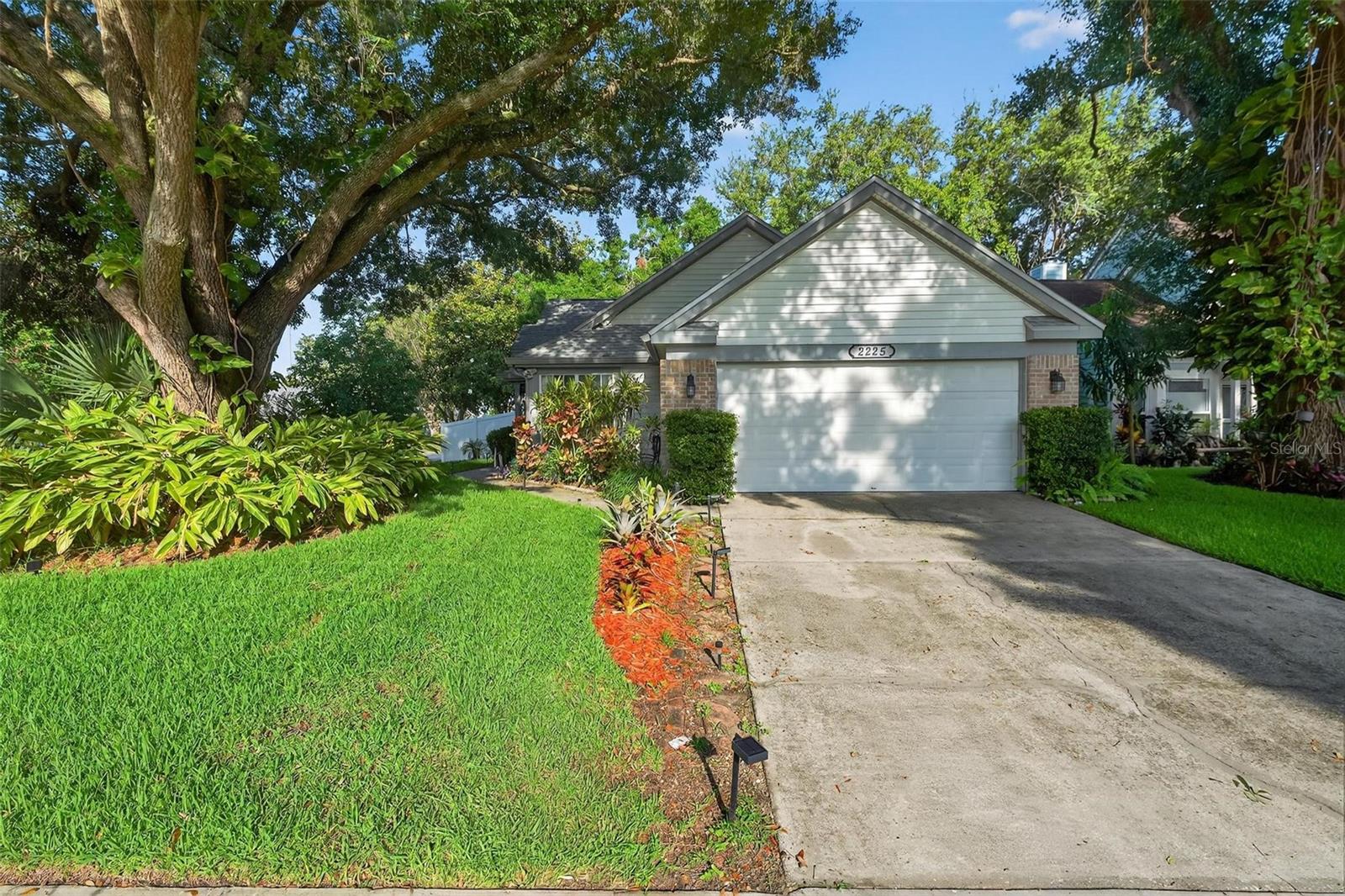 Image 5 of 41 For 2225 Maryday Court