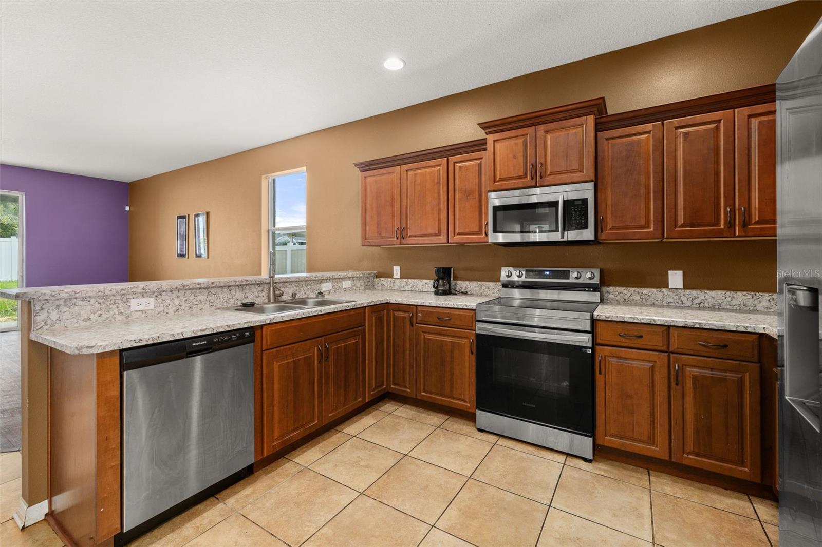 Image 12 of 42 For 326 Highland Meadows Avenue