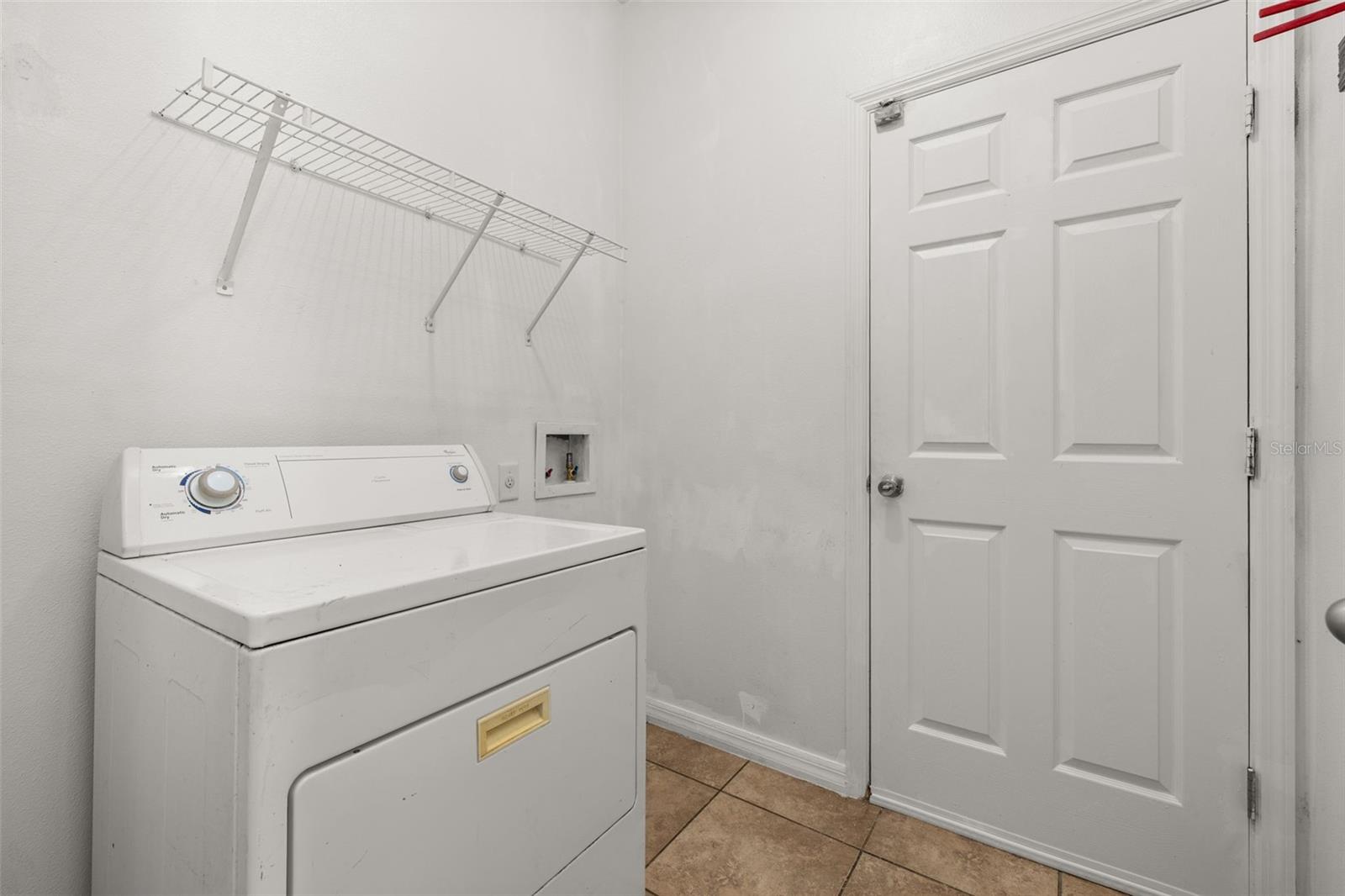 Image 25 of 42 For 326 Highland Meadows Avenue