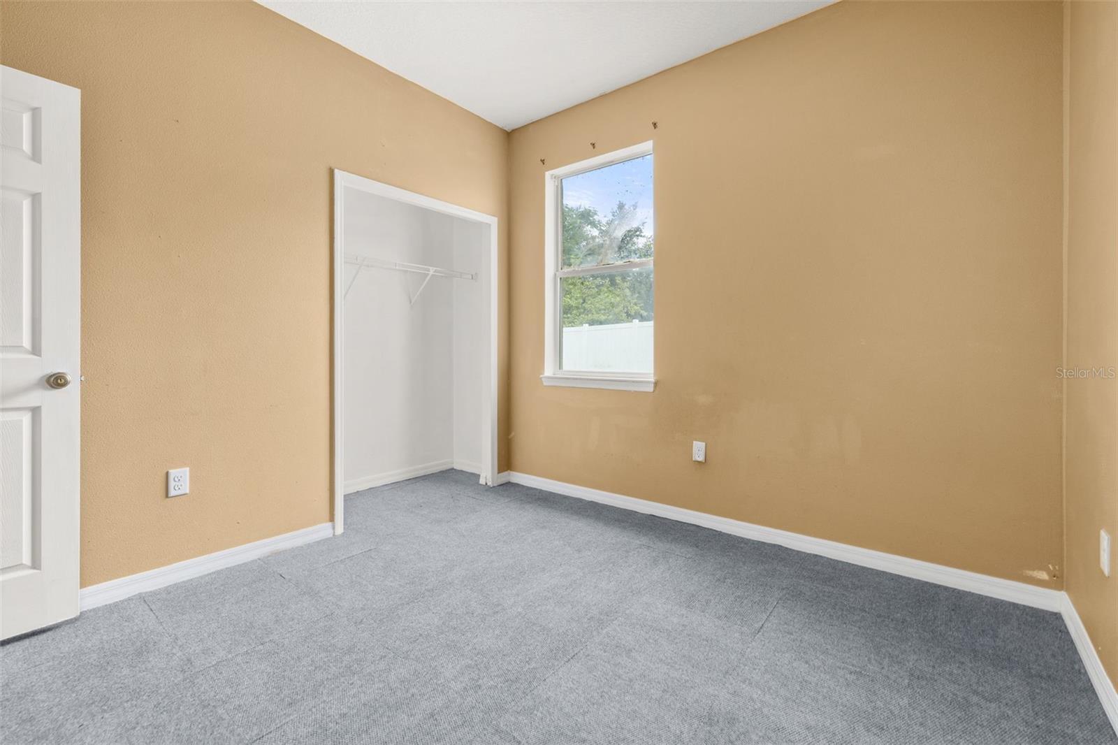 Image 30 of 42 For 326 Highland Meadows Avenue
