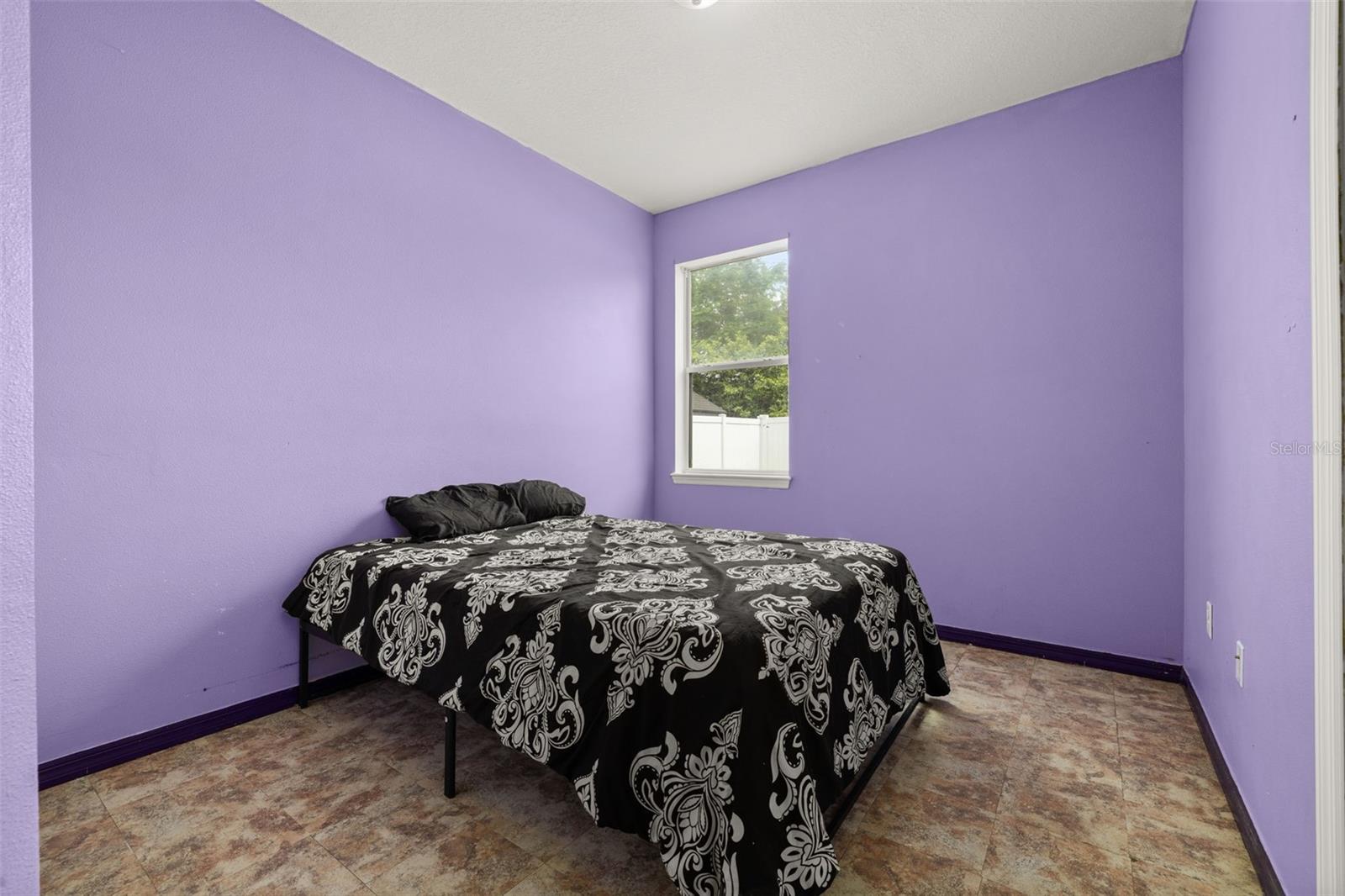 Image 31 of 42 For 326 Highland Meadows Avenue