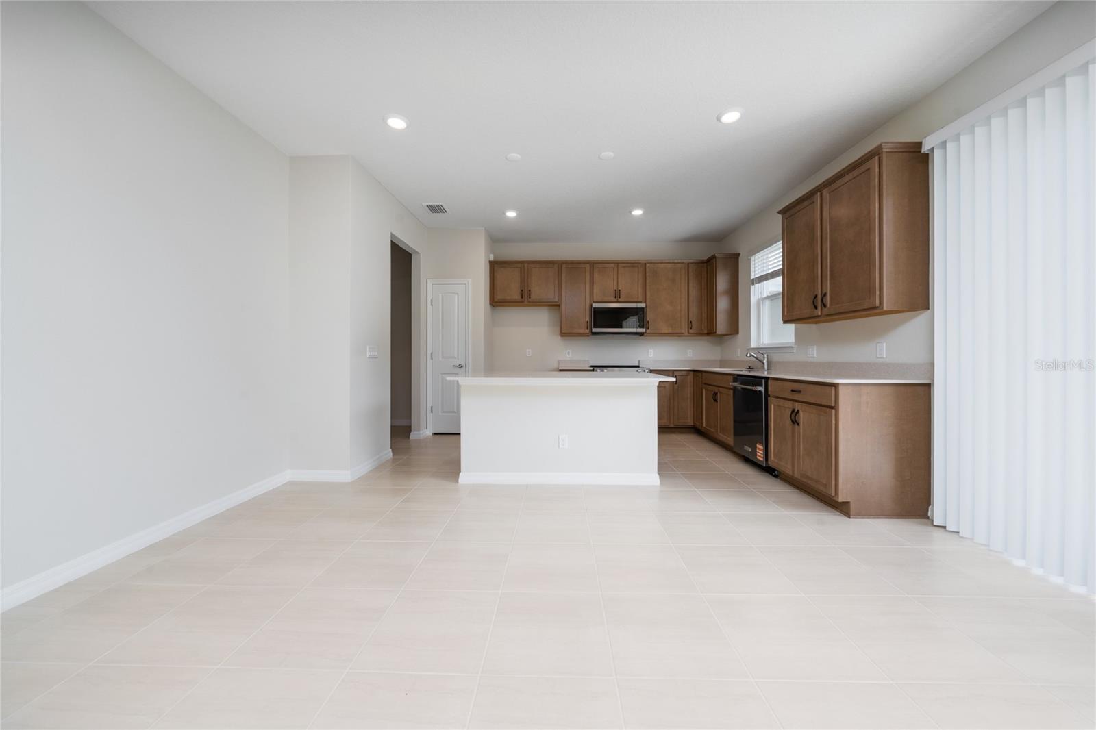 Image 11 of 30 For 2273 Mossy Vine Avenue