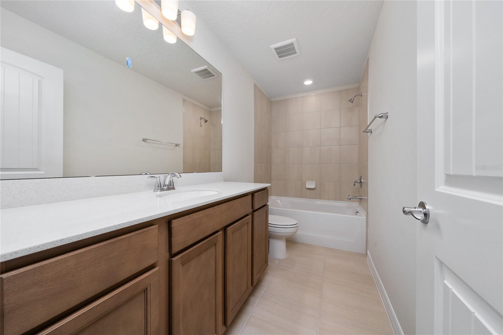 Image 17 of 30 For 2273 Mossy Vine Avenue